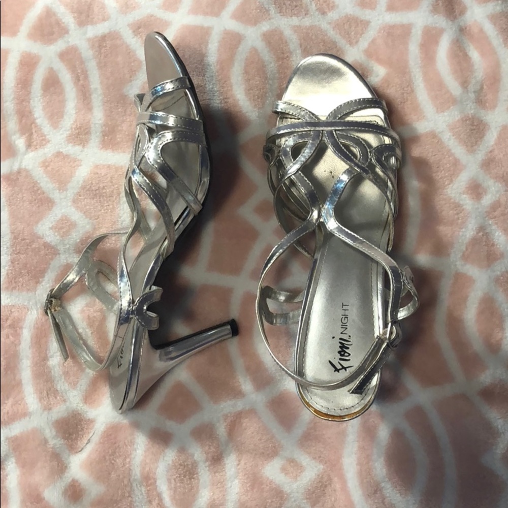 Sliver heels